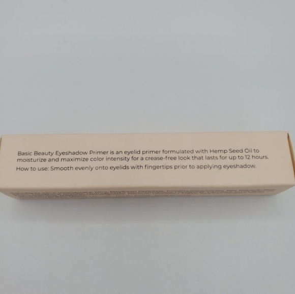 Basic Beaute Eyeshadow Primer - Picture 4 of 5
